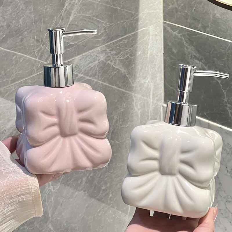 Botol Keramik Bentuk Pita Cant - Soap Making Jug ulasan dan harga